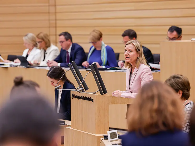 Gudula Achterberg bei der Plenardebatte
