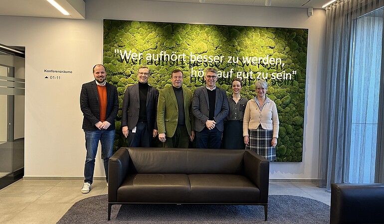 Gruppenfoto der Beteiligten bei Lidl International