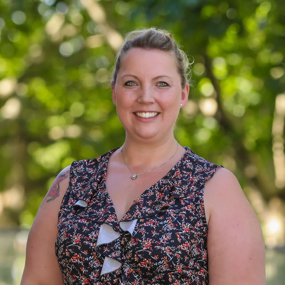 Portraitfoto von Jennifer Hladio