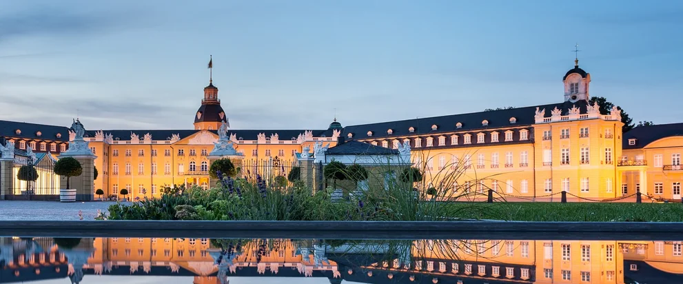 Blick aufs Karlsruher Schloss