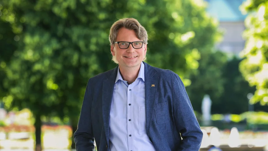 Porträtbild von Thomas Hentschel