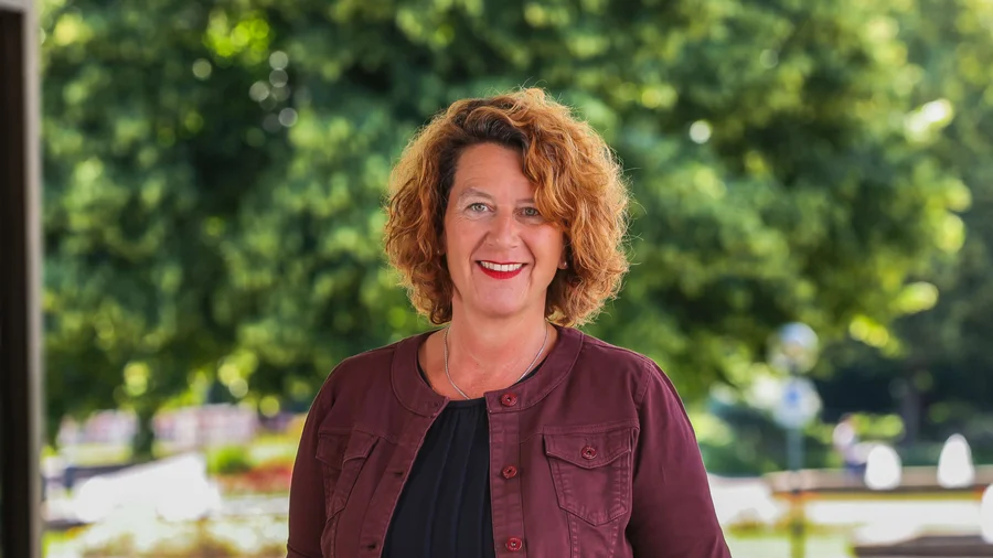 Porträtbild von Petra Krebs