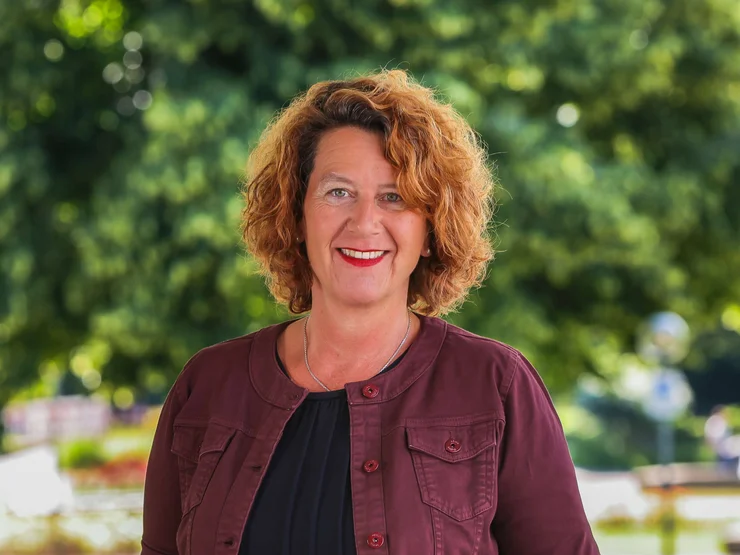 Porträtbild von Petra Krebs
