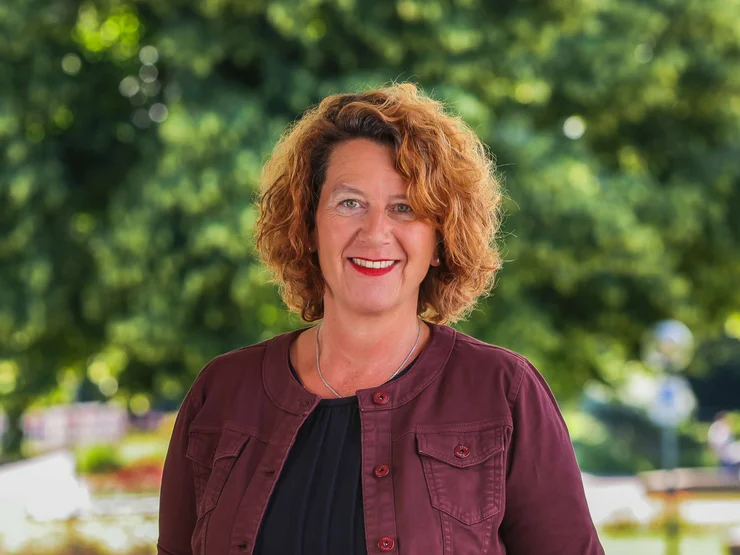 Porträtbild von Petra Krebs
