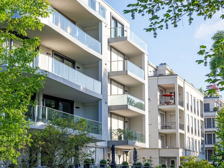 Ein Neubau-Wohnblock.