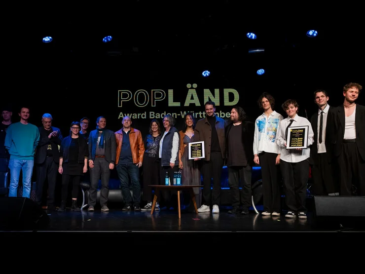 Gruppenfoto der Preisverleihung "POPLÄND Award"