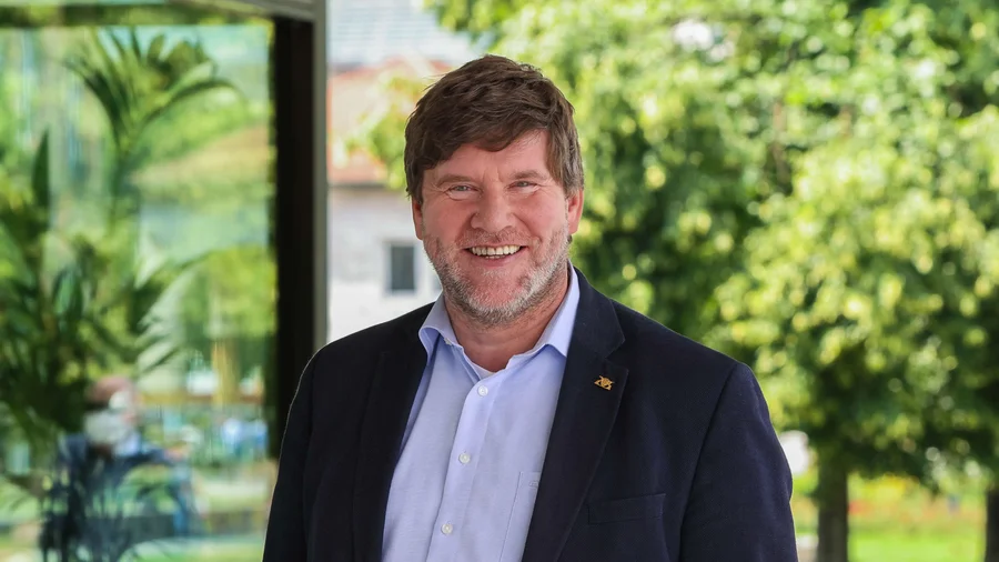 Porträtbild von Markus Rösler