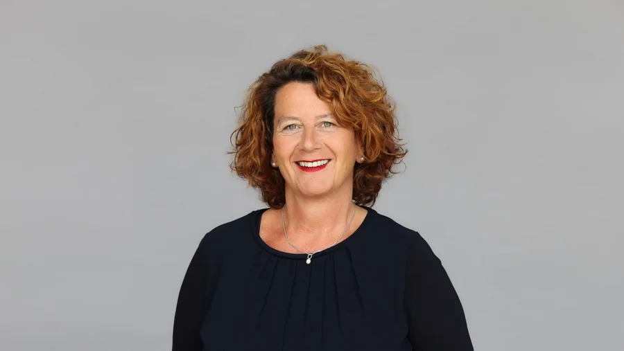 Porträtbild von Petra Krebs
