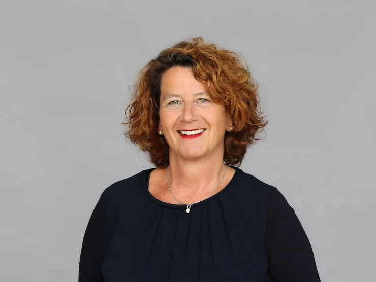 Porträtbild von Petra Krebs