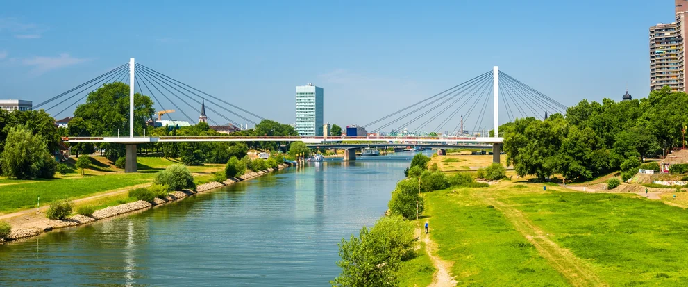 Blick auf Mannheimer Brücke