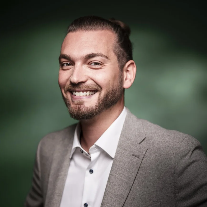 Portraitfoto von Yannick Veits