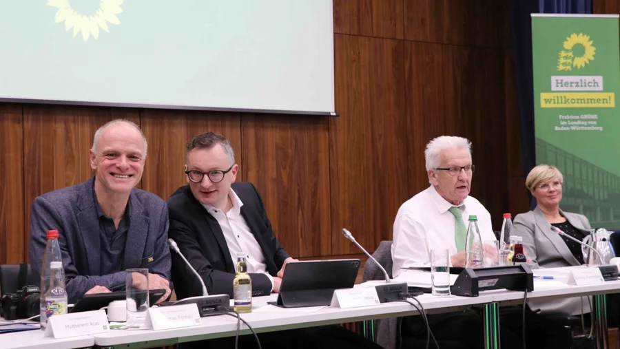 Thomas Poreski, Andreas Schwarz, Winfried Kretschmann und Cindy Holmberg auf der Fraktionsklausur.
