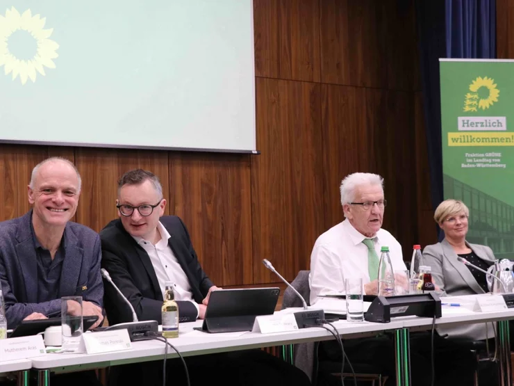 Thomas Poreski, Andreas Schwarz, Winfried Kretschmann und Cindy Holmberg auf der Fraktionsklausur.