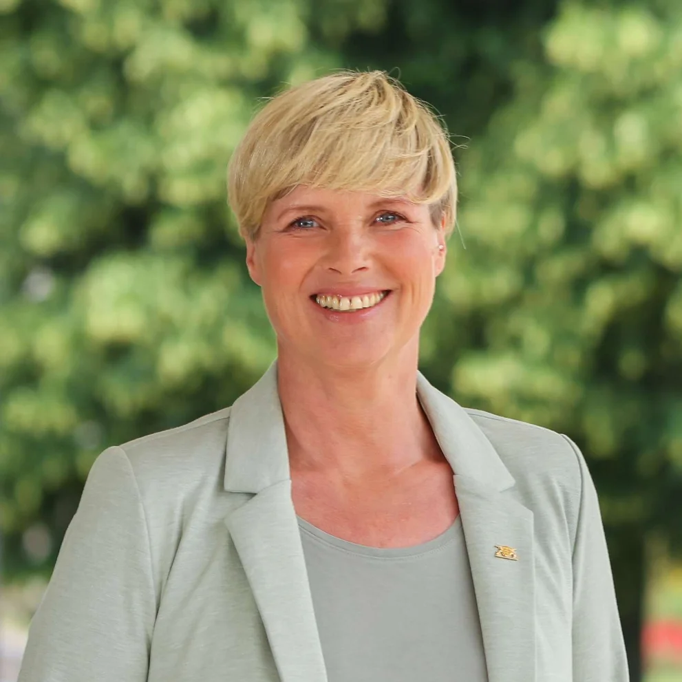 Porträtbild von Cindy Holmberg