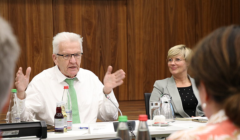 Winfried Kretschmann und Cindy Holmberg