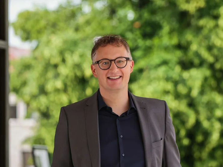 Porträtbild von Andreas Schwarz