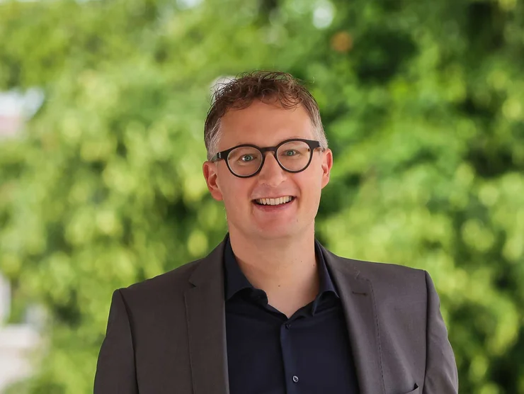Porträtbild von Andreas Schwarz